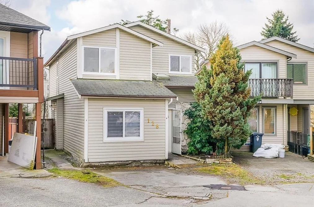 128 SPRINGFIELD DRIVE, Langley BC V4W 3K8, Langley BC — Residential for Sale - Photo 2