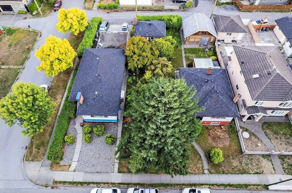 House for sale at 1280 E 33rd Avenue Vancouver British Columbia - MLS: R3106351