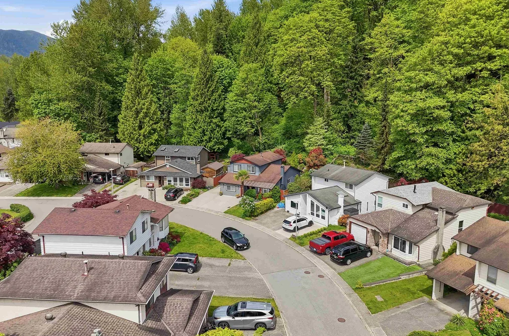 1282 BLUFF DRIVE, Coquitlam BC V3E 1C1, Coquitlam BC — Residential for Sale - Photo 3