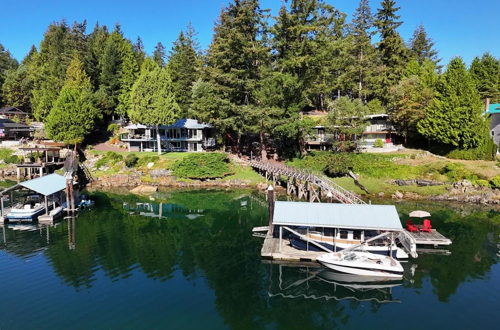 House for sale at 12828 Gilden Road Madeira Park British Columbia - MLS: R3053962