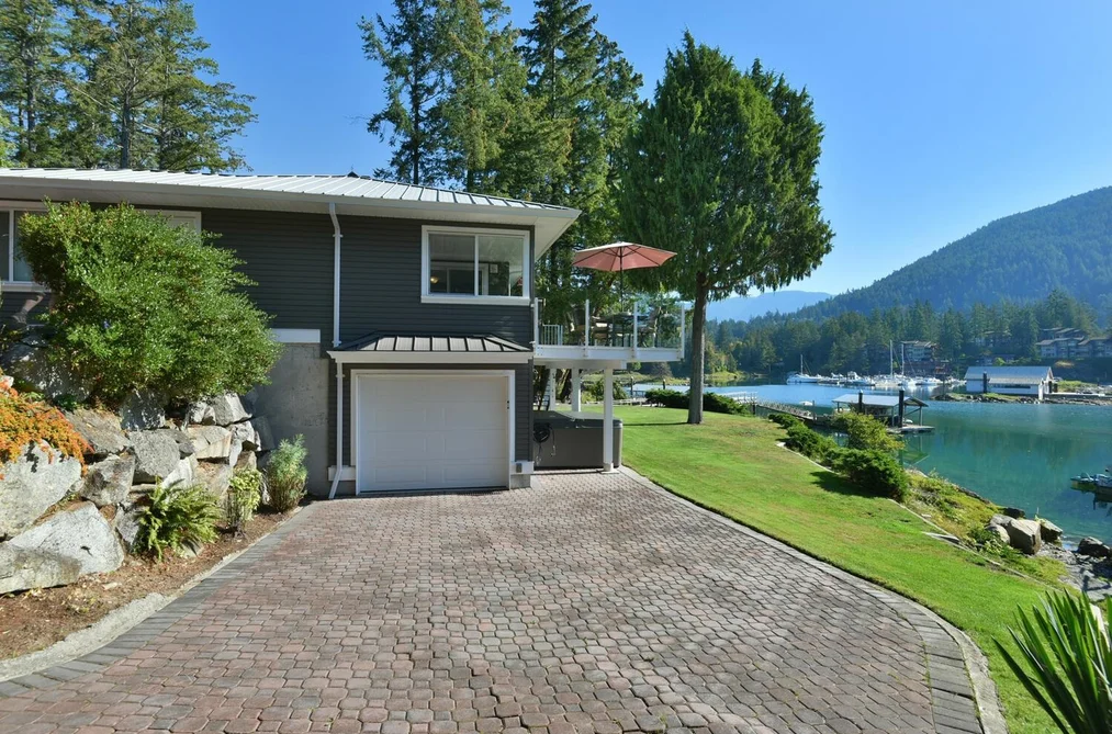 12828 GILDEN ROAD, Madeira Park BC V0N 2H1, Madeira Park BC — Residential for Sale - Photo 2