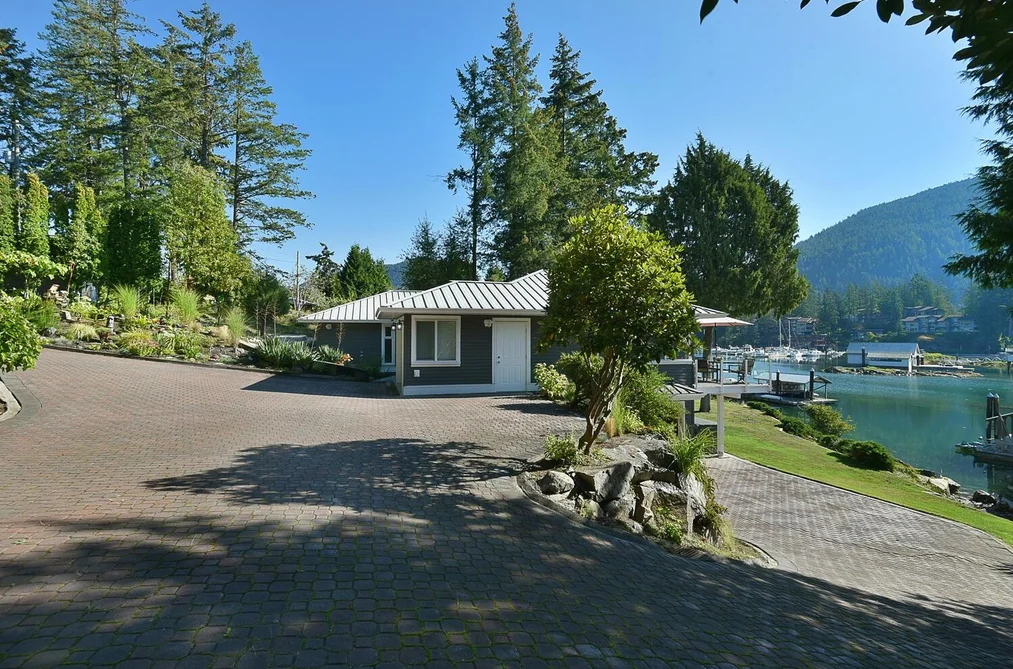 12828 GILDEN ROAD, Madeira Park BC V0N 2H1, Madeira Park BC — Residential for Sale - Photo 4