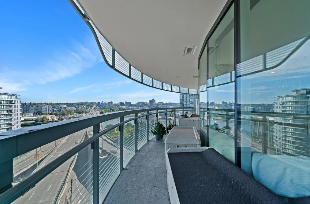 1284 87 NELSON STREET, Vancouver BC V6Z 0E8, Vancouver BC — Residential for Sale - Photo 2