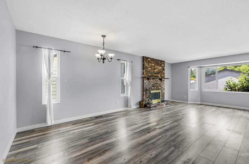 1284 NOVAK DRIVE, Coquitlam BC V3E 1W9, Coquitlam BC — Residential for Sale — Photo 4 of 29