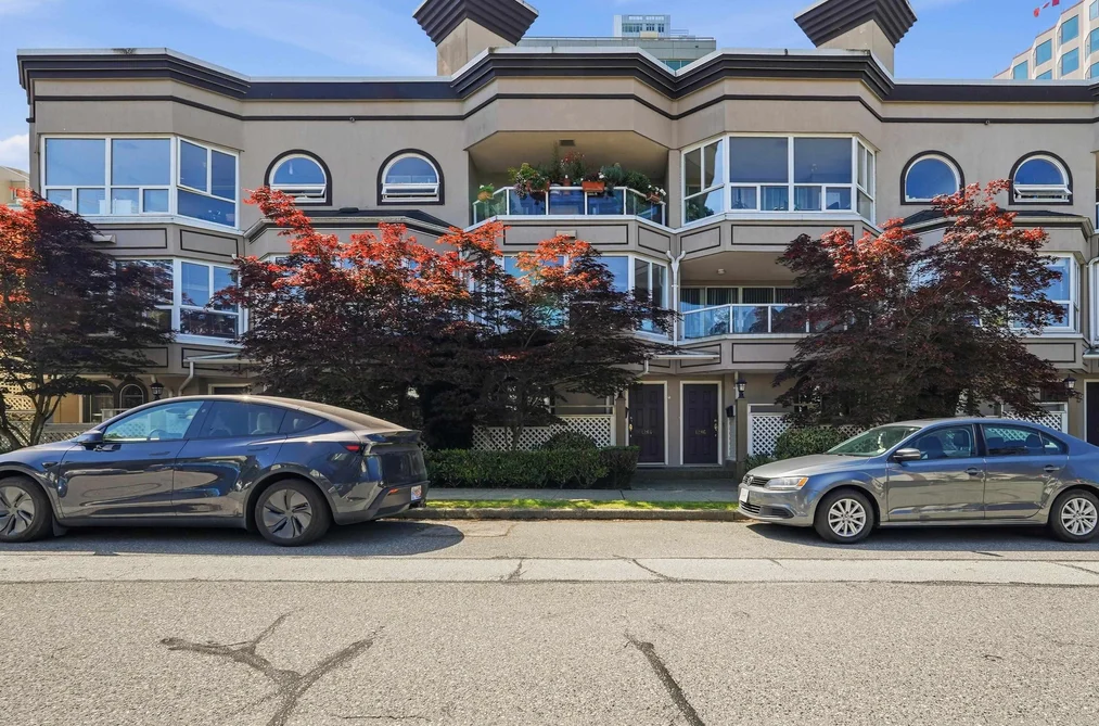 Townhouse for sale at 1284 W 8th Avenue Vancouver British Columbia - MLS: R3131126