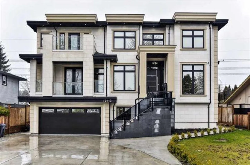 House for sale at 12842 Carluke Crescent Surrey British Columbia - MLS: R3157730