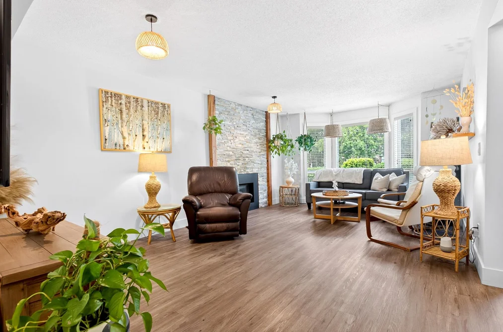 12846 73 AVENUE, Surrey, BC — Residential for Sale — Photo 4 of 40