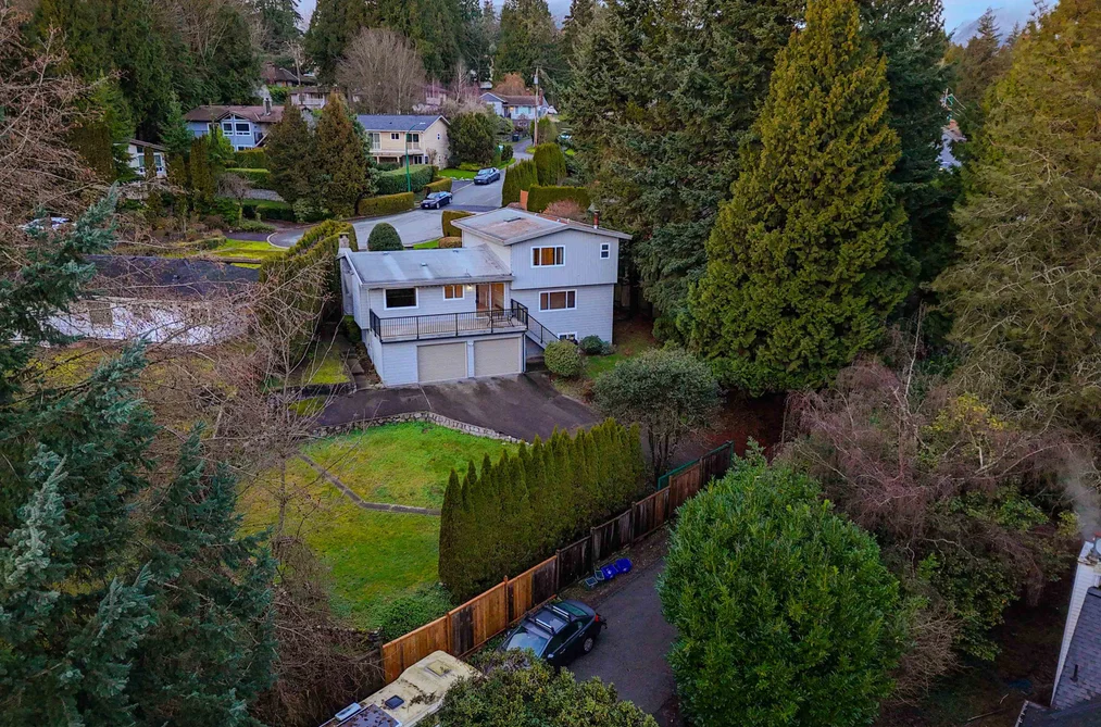 1285 LUCKING PLACE, North Vancouver BC V7J 3L5, North Vancouver BC — Residential for Sale - Photo 3