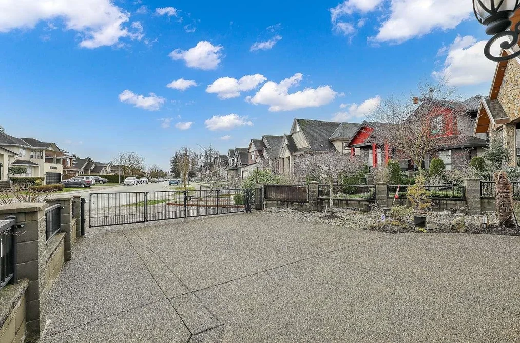 12853 63A AVENUE, Surrey BC V3X 1S4, Surrey BC — Residential for Sale - Photo 3