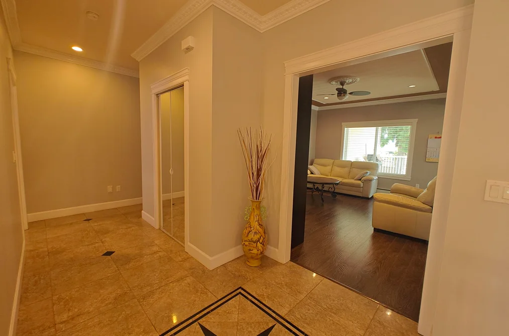 12854 107A AVENUE, Surrey BC V3T 2G5, Surrey BC — Residential for Sale - Photo 4