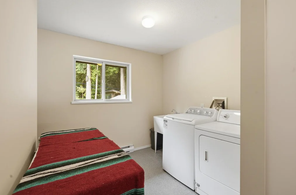 1287 ROBERTS CREEK ROAD, Roberts Creek BC V0N 2W2, Roberts Creek BC — Residential for Sale — Photo 19 of 29