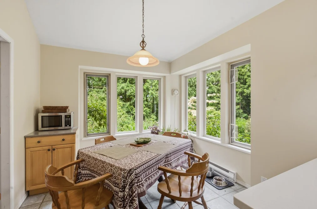 1287 ROBERTS CREEK ROAD, Roberts Creek BC V0N 2W2, Roberts Creek BC — Residential for Sale — Photo 5 of 29