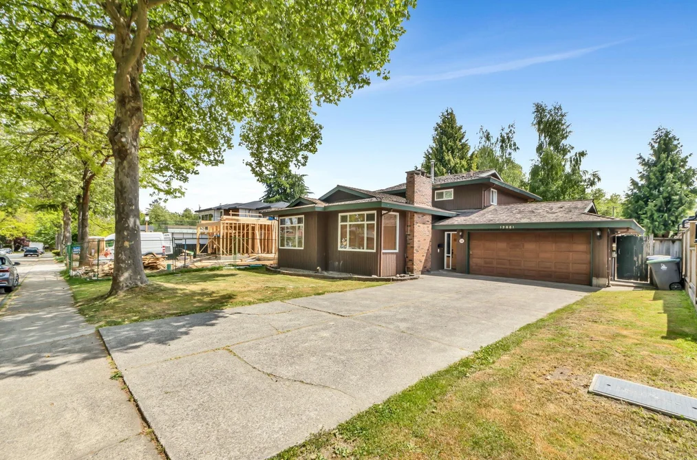12881 CARLUKE CRESCENT, Surrey BC V3V 6Y9, Surrey BC — Residential for Sale - Photo 2