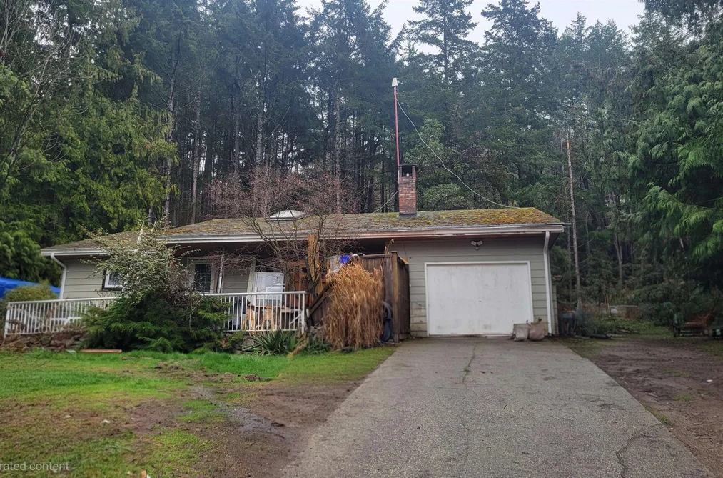 House for sale at 12888 Front Road Madeira Park British Columbia - MLS: R3104484