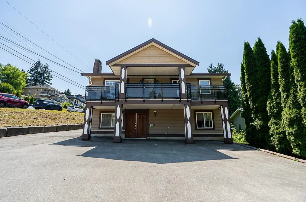 House for sale at 12892 111 Avenue Surrey British Columbia - MLS: R3145323