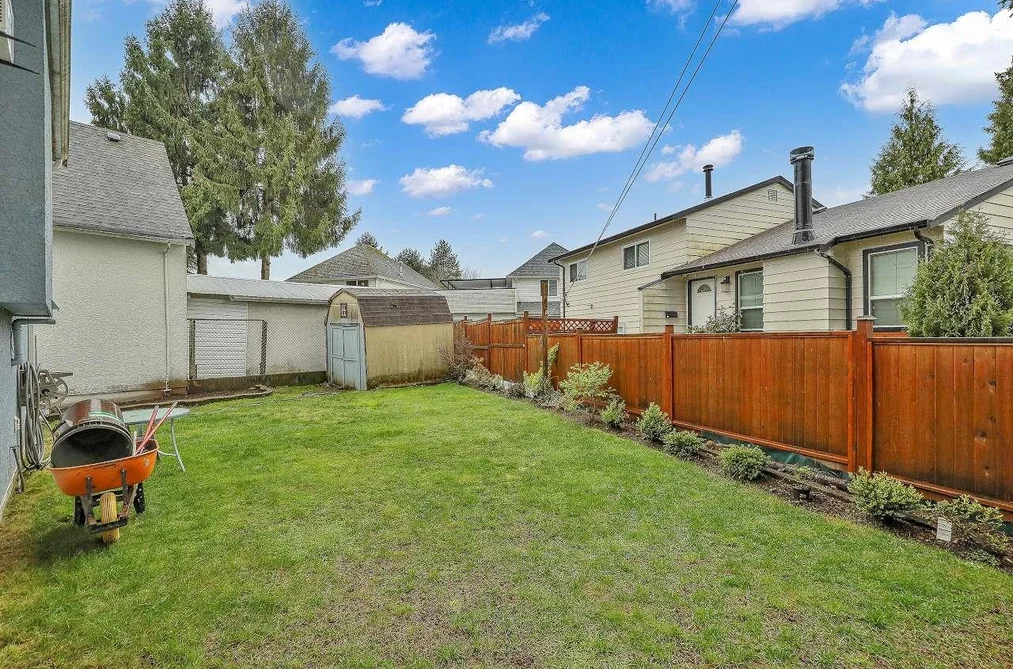 12902 72A AVENUE, Surrey BC V3W 6Z2, Surrey BC — Residential for Sale - Photo 2