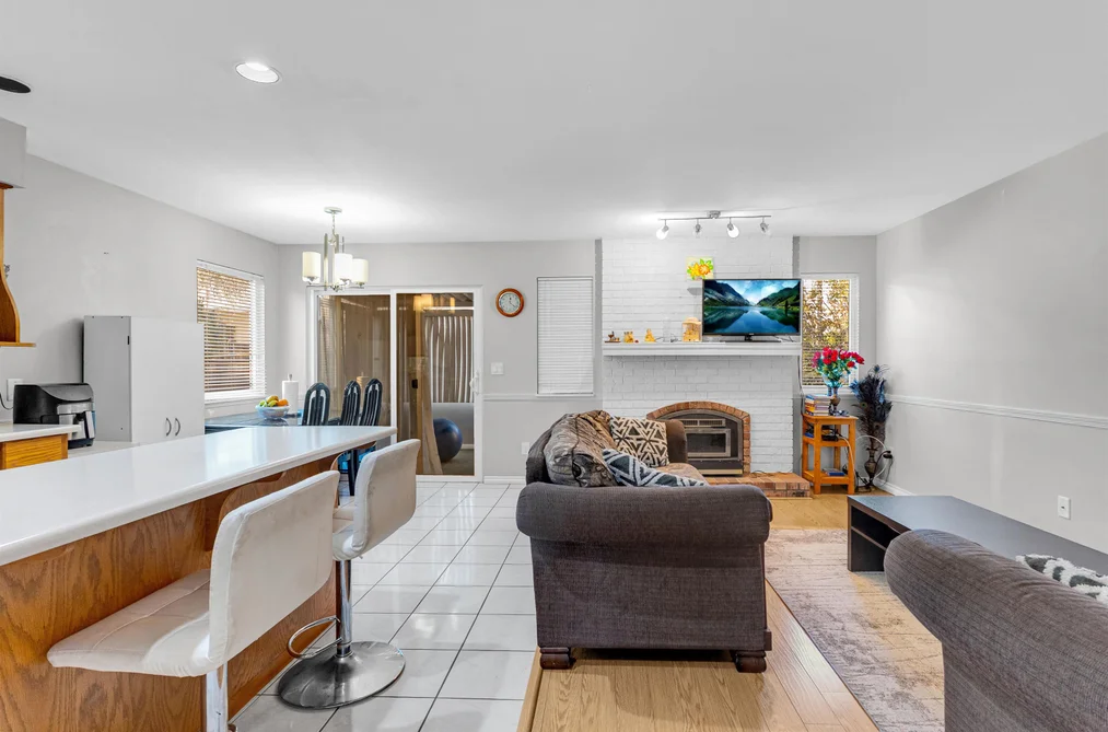12905 65 AVENUE, Surrey BC V3W 9H4, Surrey BC — Residential for Sale - Photo 3