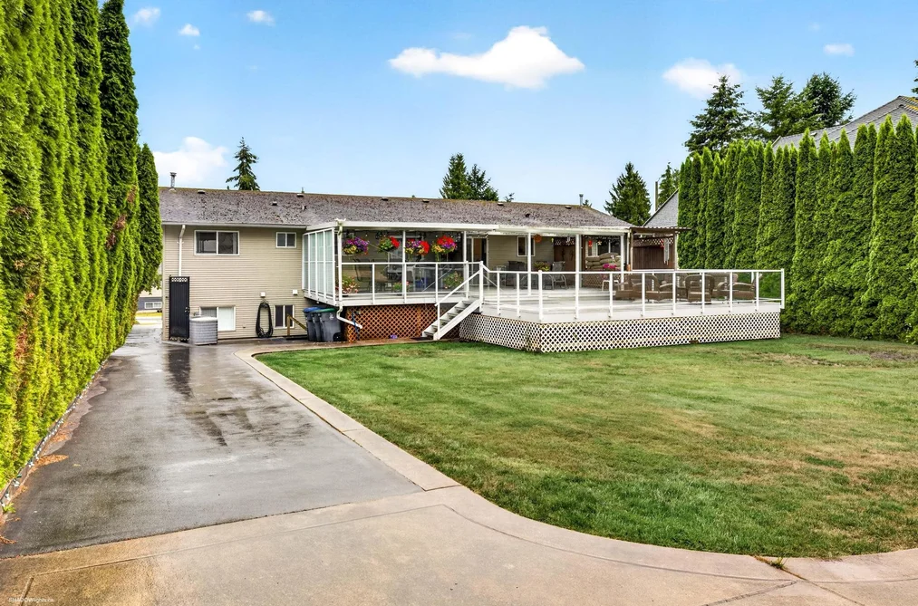 House for sale at 12905 99 Avenue Surrey British Columbia - MLS: R3143387