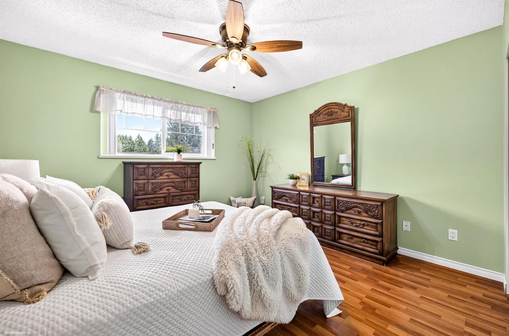 12905 99 AVENUE, Surrey, BC — Residential for Sale — Photo 13 of 40