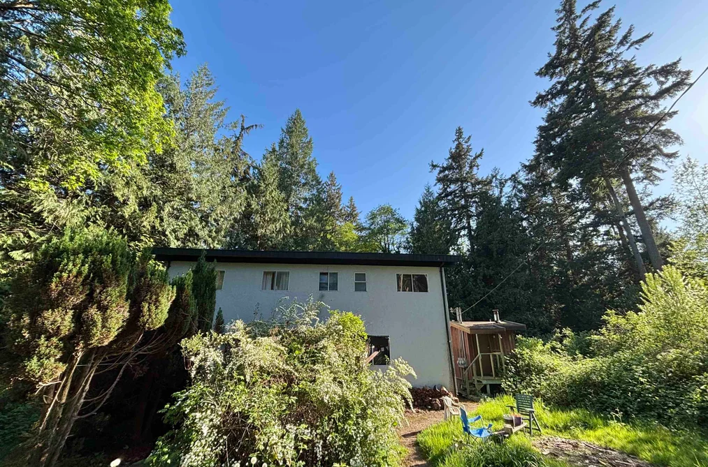 House for sale at 1291 Marlene Road Roberts Creek British Columbia - MLS: R3103779