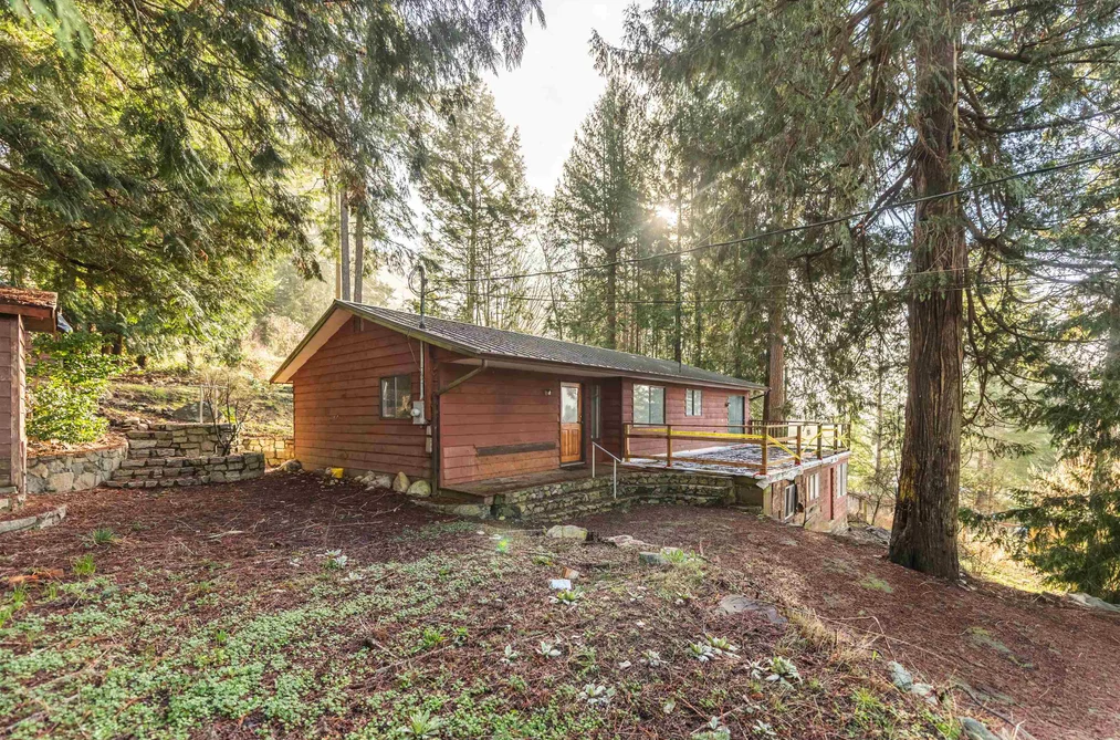 House for sale at 12928 Jesse Road Madeira Park British Columbia - MLS: R3089125