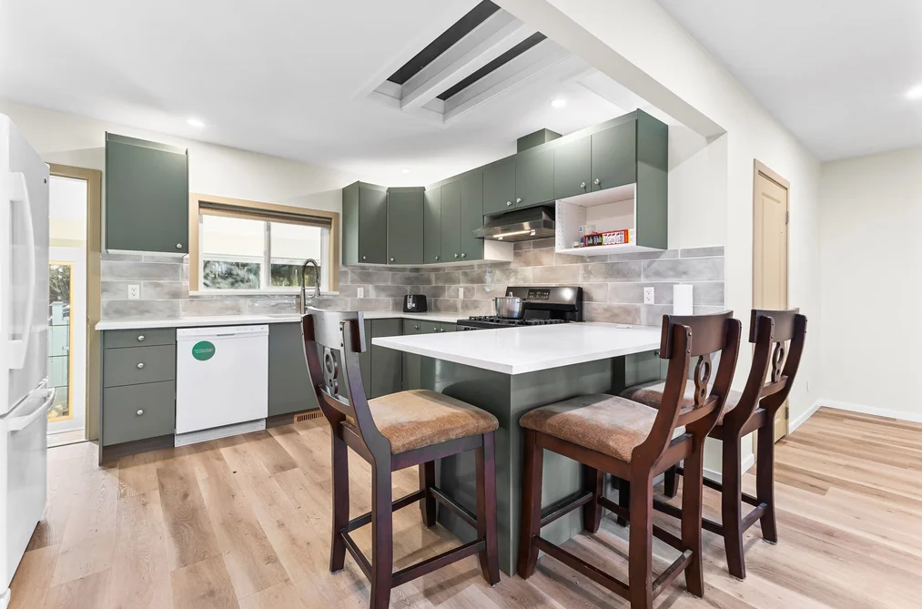12930 OLD YALE ROAD, Surrey BC V3T 3B7, Surrey BC — Residential for Sale - Photo 4