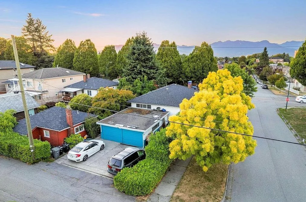 1294 E 33RD AVENUE, Vancouver BC V5V 3B6, Vancouver BC — Residential for Sale - Photo 2