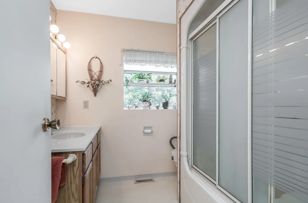 12955 88 AVENUE, Surrey BC V3W 3K2, Surrey BC — Residential for Sale — Photo 14 of 31