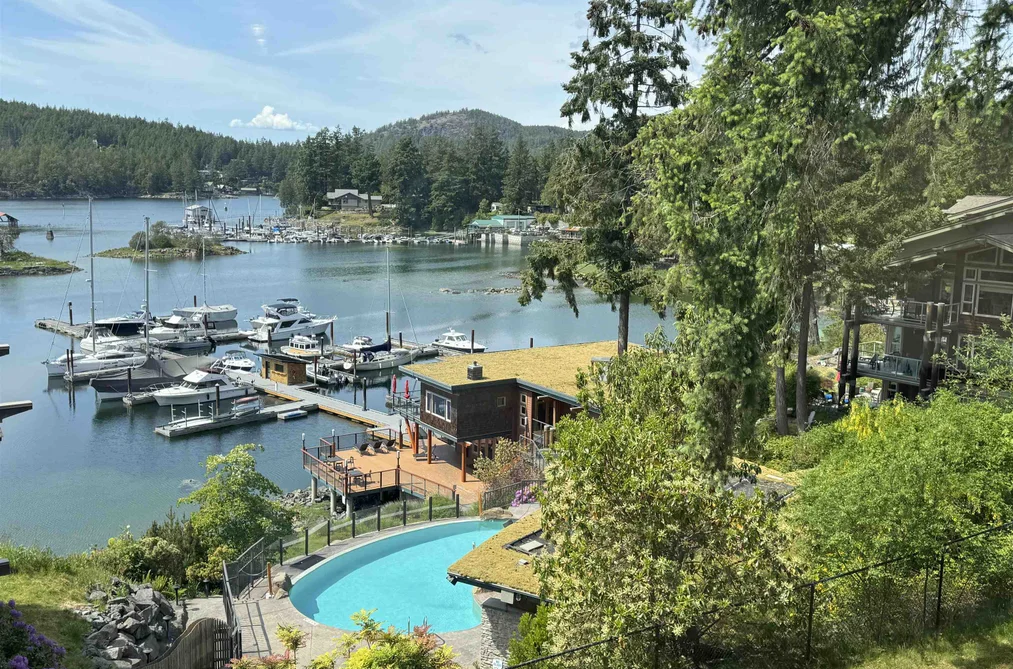 Townhouse for sale at 12b 12849 Lagoon Road Madeira Park British Columbia - MLS: R3070869