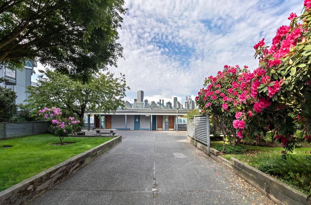 13 1355 W 4TH AVENUE, Vancouver BC V6H 3Y8, Vancouver BC — Residential for Sale - Photo 2