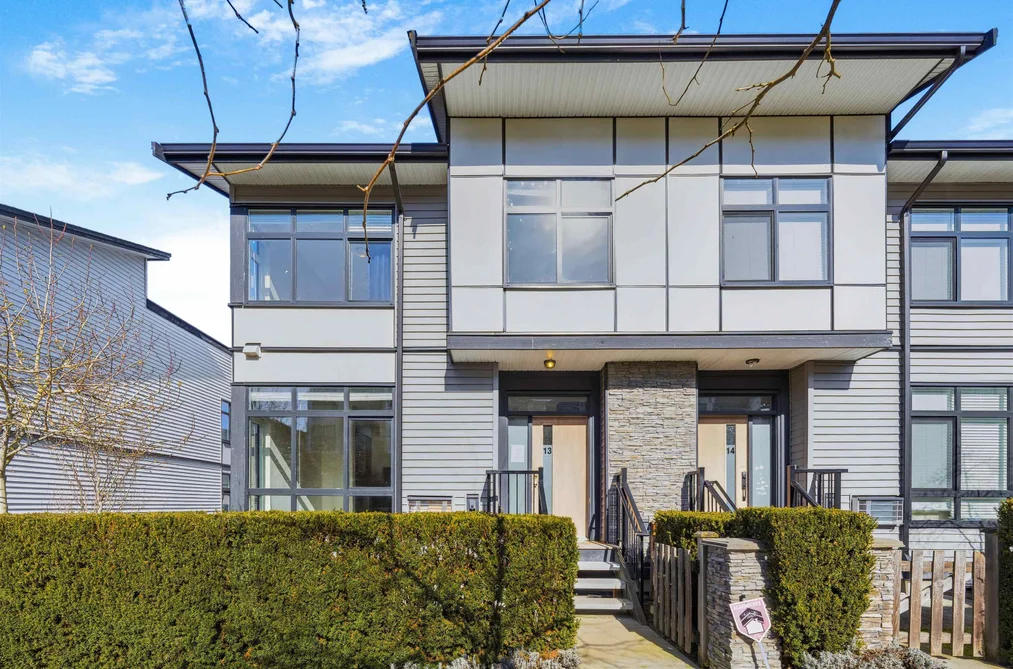 Townhouse for sale at 13 14057 60a Avenue Surrey British Columbia - MLS: R3094194