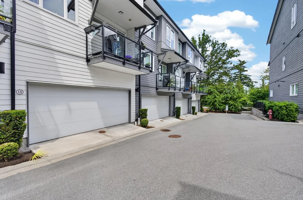 Townhouse for sale at 13 15030 28 Avenue Surrey British Columbia - MLS: R3143539