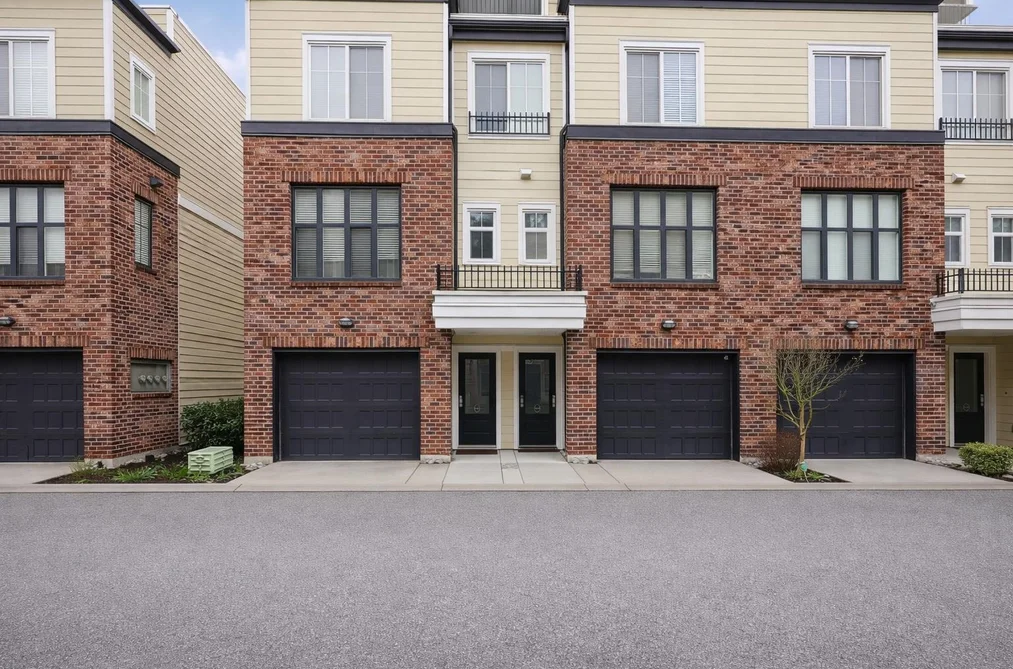 Townhouse for sale at 13 15588 32 Avenue Surrey British Columbia - MLS: R3096410