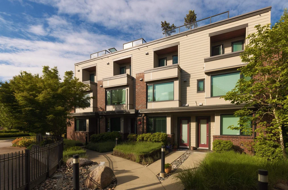 13 230 SALTER STREET, New Westminster BC V3M 0G1, New Westminster BC — Residential for Sale - Photo 2