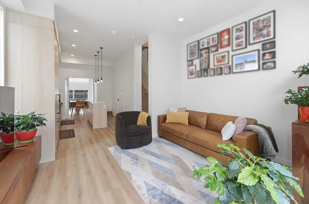 13 237 RIDGEWAY AVENUE, North Vancouver BC V7L 0H6, North Vancouver BC — Residential for Sale - Photo 5
