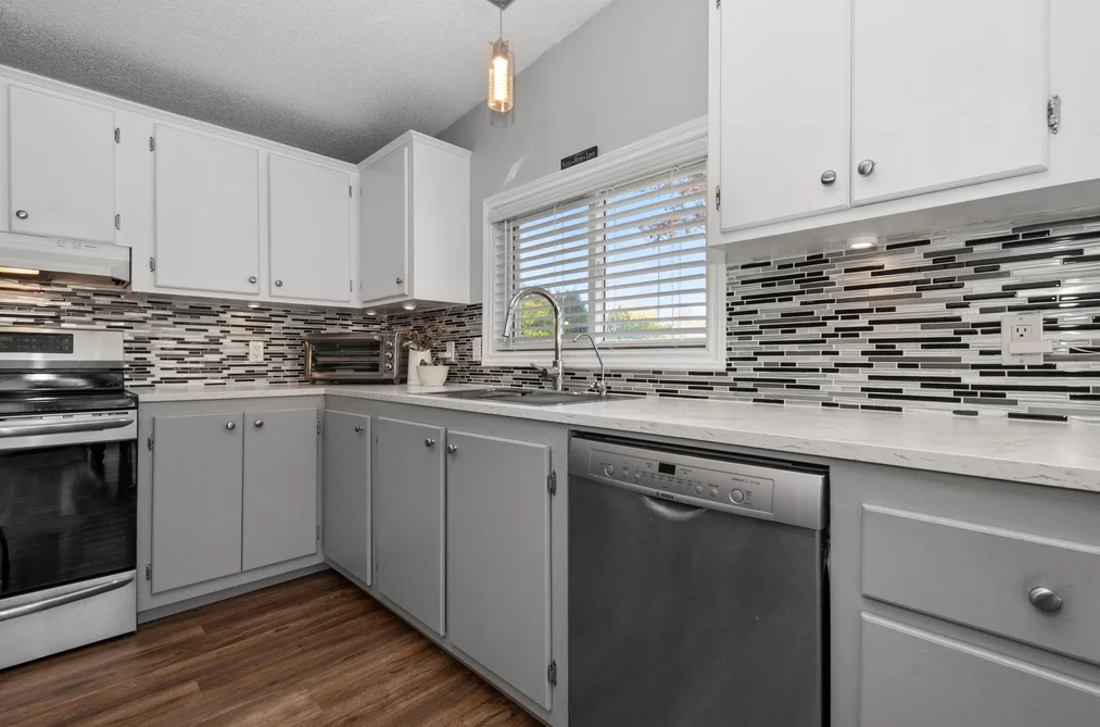 13 41168 LOUGHEED HIGHWAY, Mission BC V0M 1G0, Mission BC — Residential for Sale - Photo 6