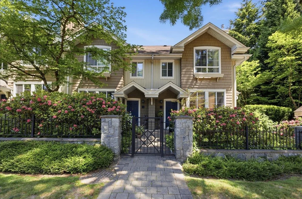 Townhouse for sale at 13 5605 Hampton Place Vancouver British Columbia - MLS: R3126648