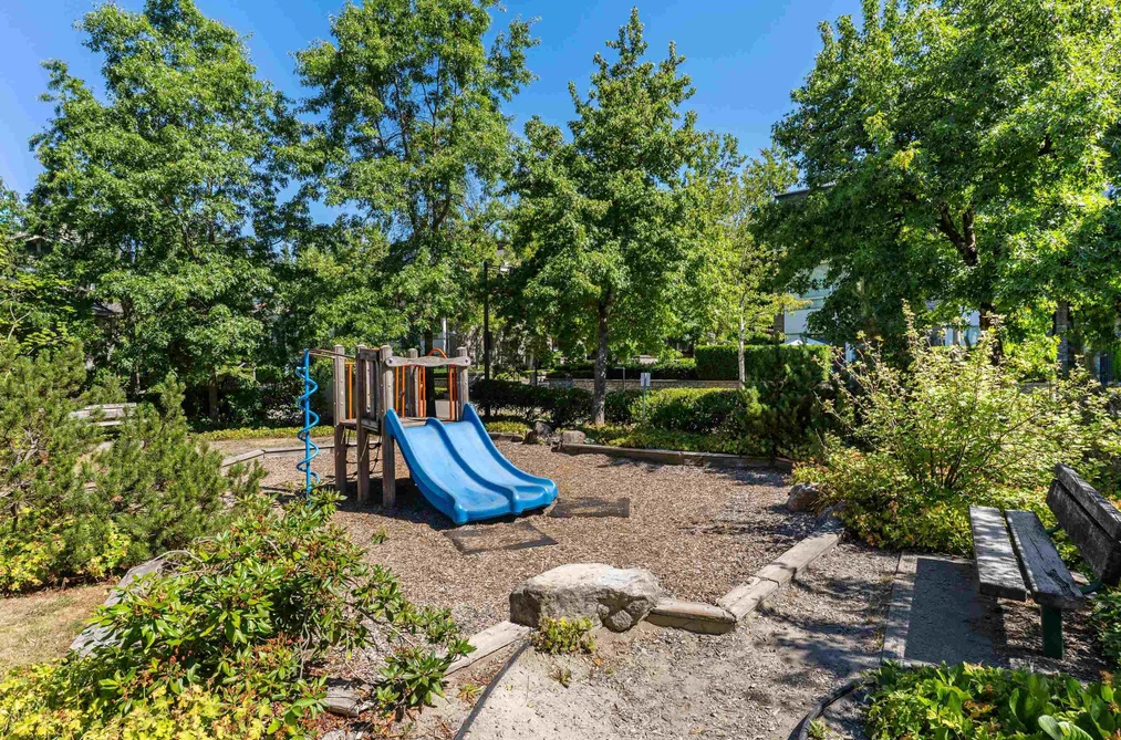 13 7488 SOUTHWYNDE AVENUE, Burnaby BC V3N 5C6, Burnaby BC — Residential for Sale — Photo 25 of 26