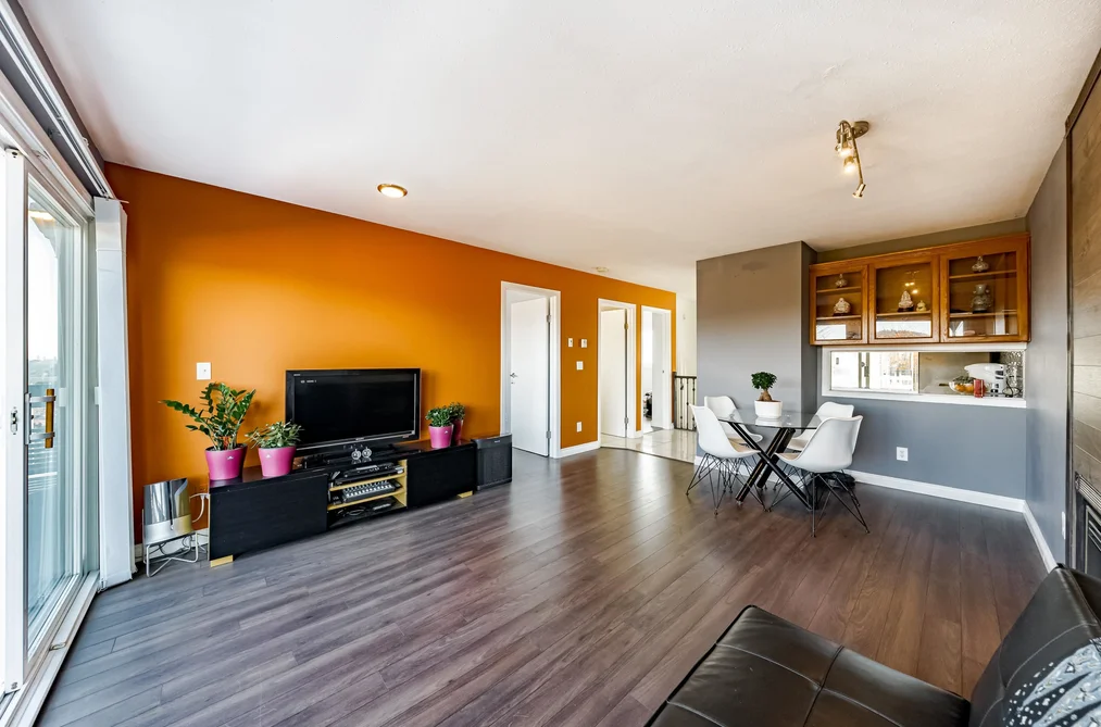 13 ELLESMERE AVENUE, Burnaby BC V5B 3S5, Burnaby BC — Residential for Sale — Photo 12 of 28
