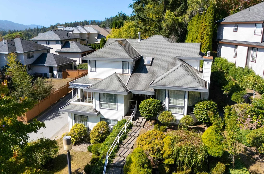 House for sale at 13 Timbercrest Drive Port Moody British Columbia - MLS: R3167907