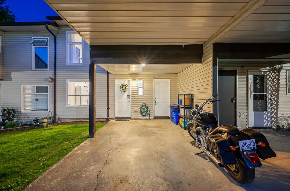 130 2844 273 STREET, Langley BC V4W 3S6, Langley BC — Residential for Sale - Photo 2