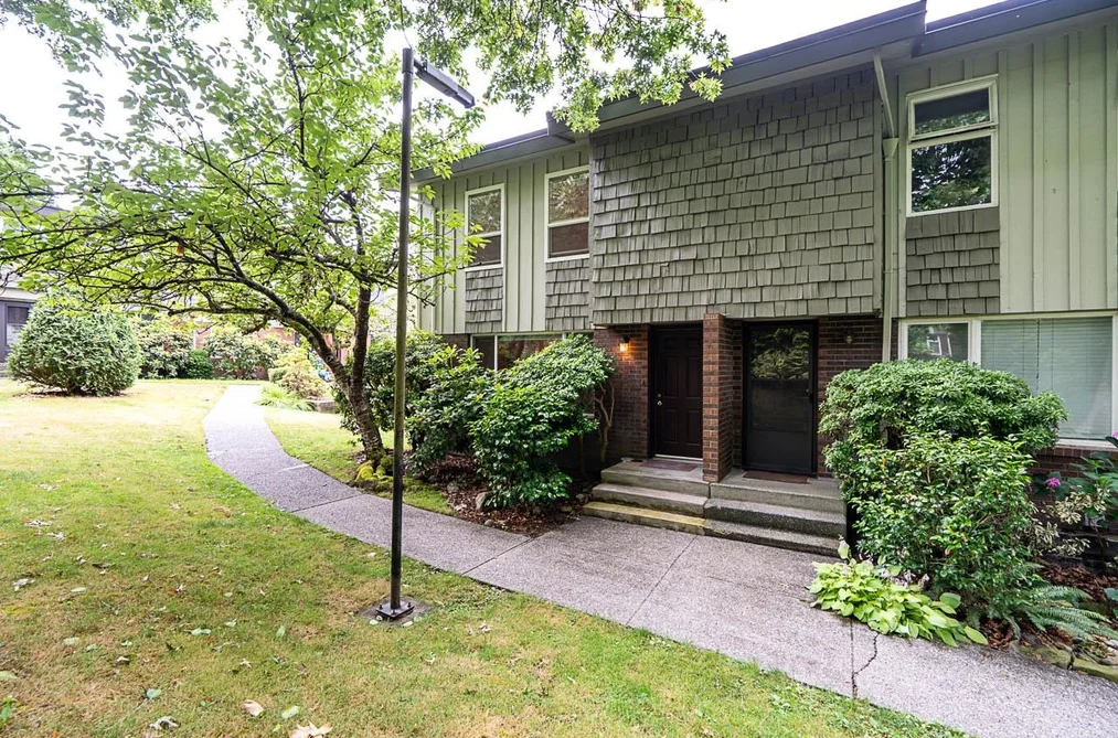Townhouse for sale at 130 9061 Horne Street Burnaby British Columbia - MLS: R3143518