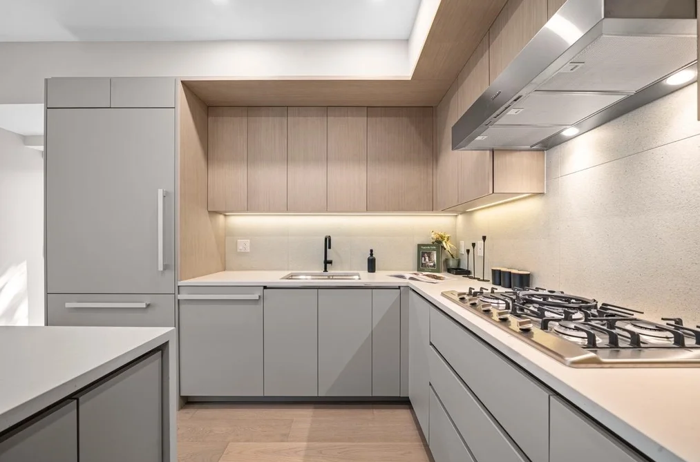 130 W WOODSTOCK AVENUE, Vancouver BC V5Y 0P4, Vancouver BC — Residential for Sale — Photo 6 of 25