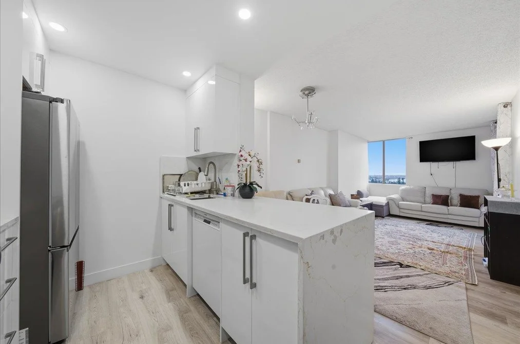 1301 2004 FULLERTON AVENUE, North Vancouver BC V7P 3G8, North Vancouver BC — Residential for Sale - Photo 5