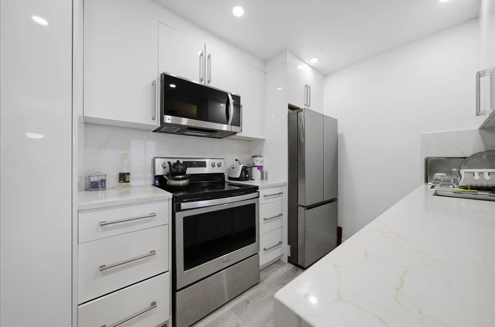 1301 2004 FULLERTON AVENUE, North Vancouver BC V7P 3G8, North Vancouver BC — Residential for Sale - Photo 7