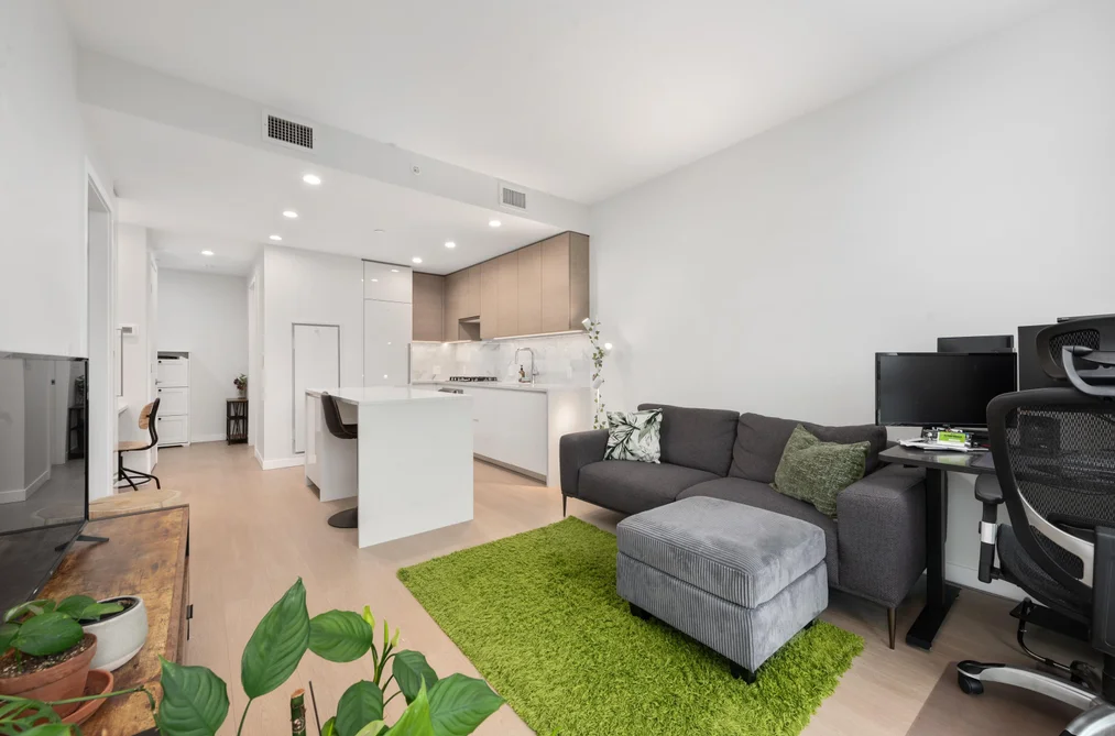1301 2186 GILMORE AVENUE, Burnaby BC V5C 0N7, Burnaby BC — Residential for Sale - Photo 2