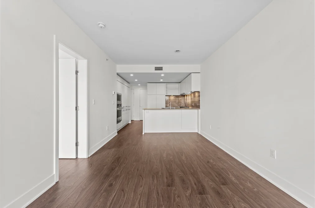 1301 450 WESTVIEW STREET, Coquitlam BC V3K 6C3, Coquitlam BC — Residential for Sale - Photo 6