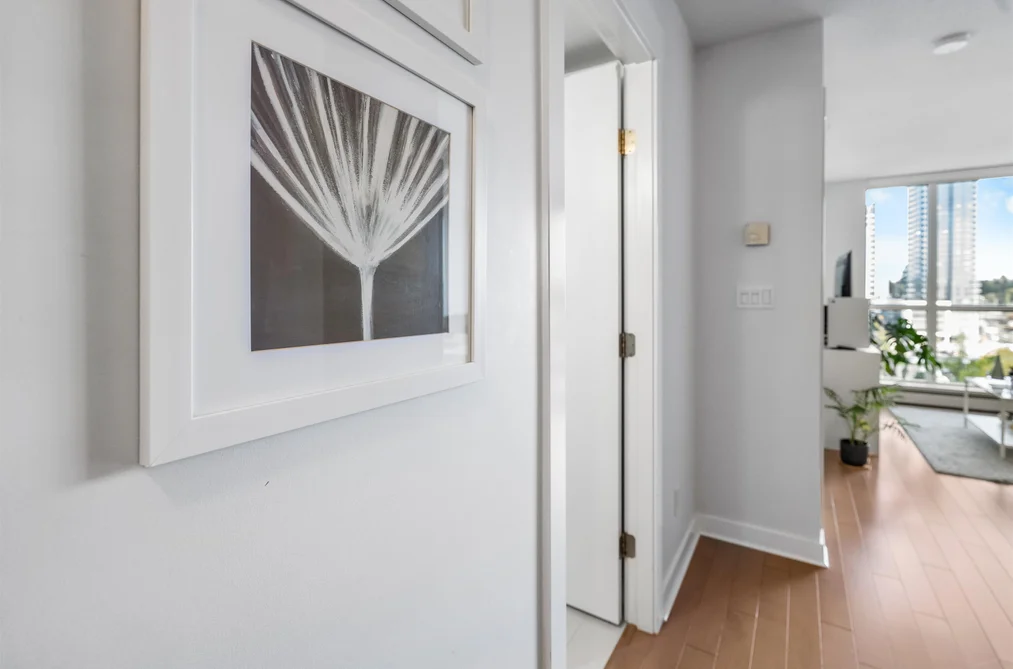 1302 10777 UNIVERSITY DRIVE, Surrey BC V3T 0E6, Surrey BC — Residential for Sale — Photo 17 of 24