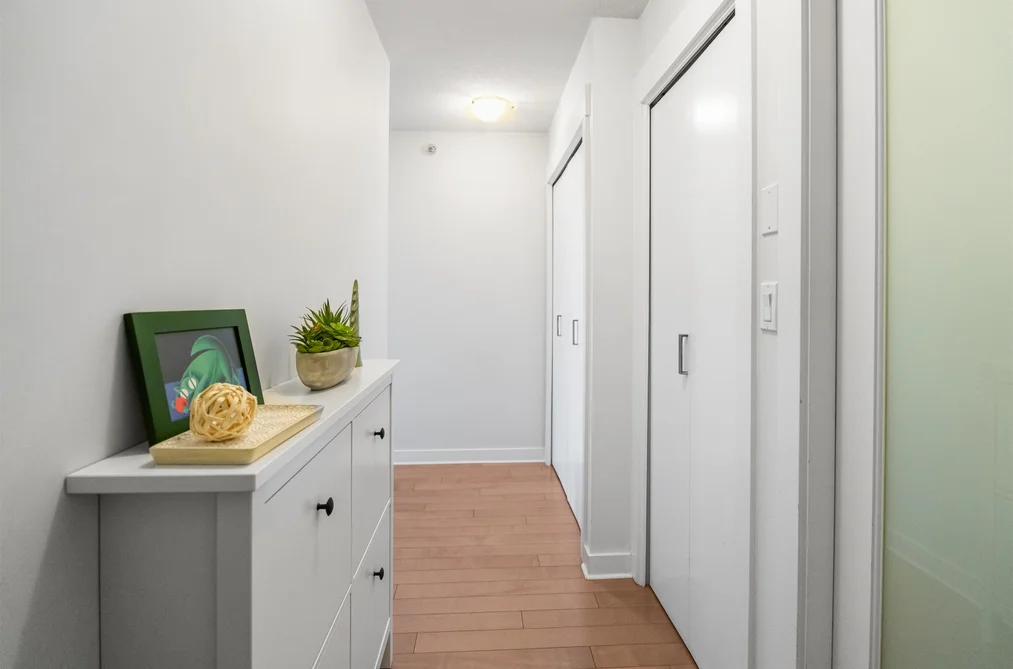 1302 10777 UNIVERSITY DRIVE, Surrey BC V3T 0E6, Surrey BC — Residential for Sale — Photo 20 of 24