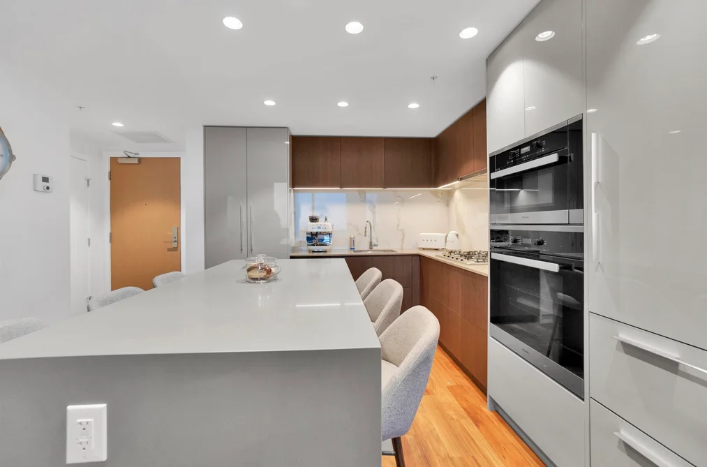 1302 1675 LIONS GATE LANE, North Vancouver BC V7P 0E3, North Vancouver BC — Residential for Sale - Photo 4